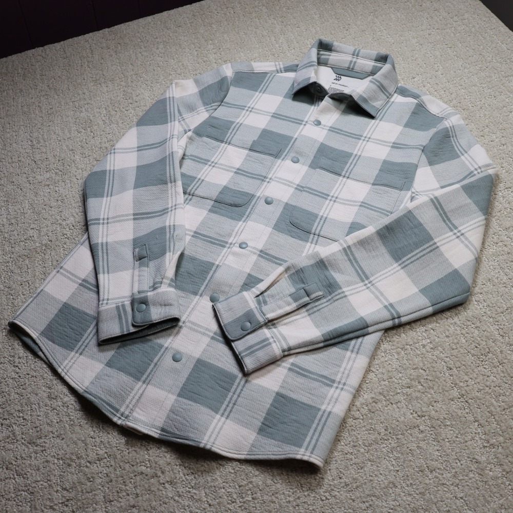 All in Motion Mens Plaid Flannel Shirt Leafy Cream Blue Small B3-023